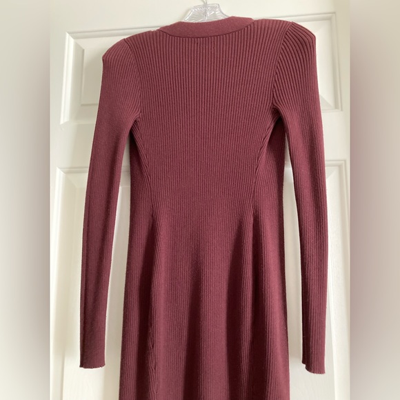 Bold Elements Long Cardigan - Picture 4 of 5